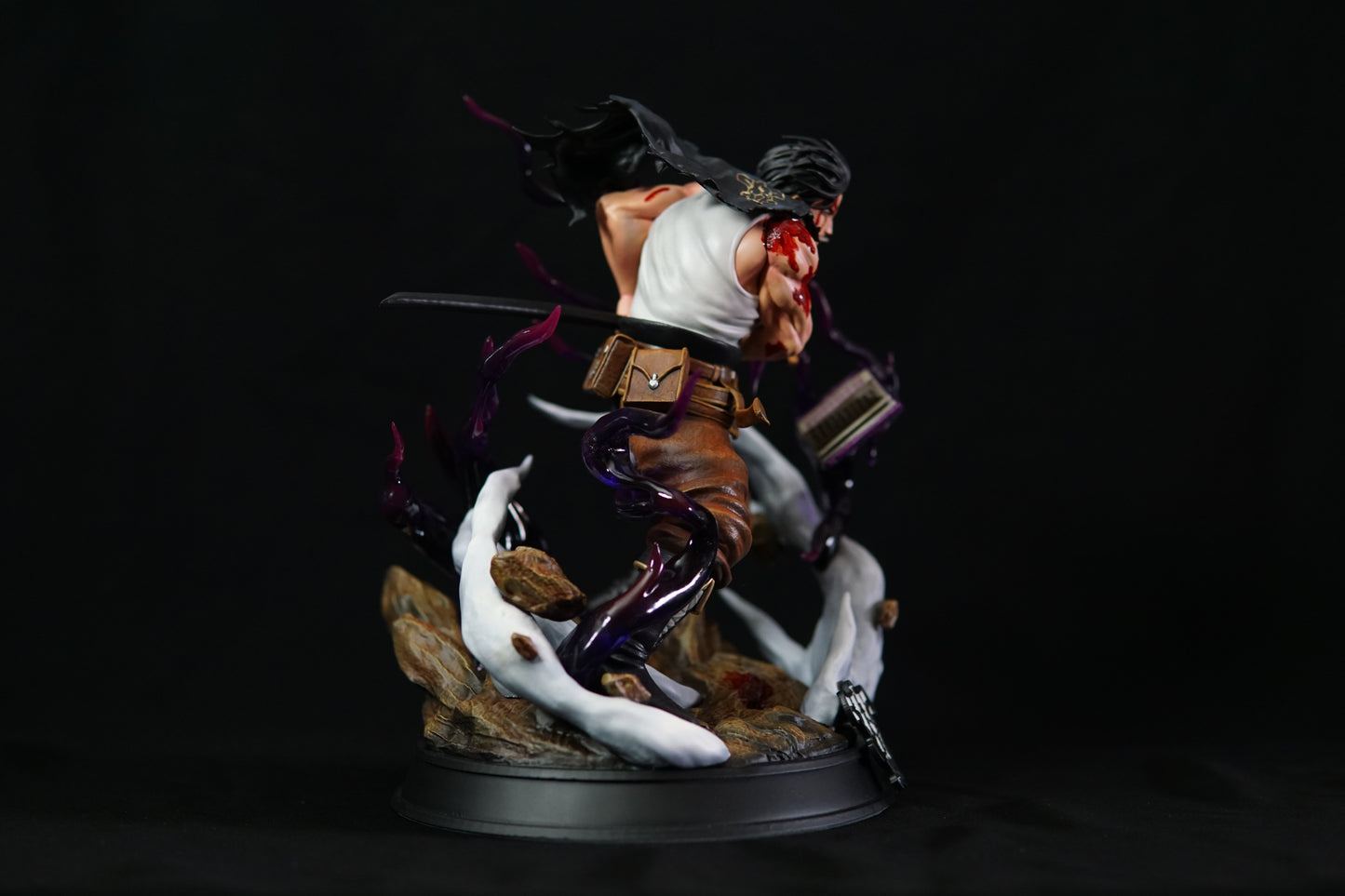 Yami Sukehiro - Black Clover