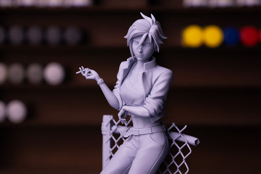 Invisigal — Dispatch — Escultura de resina