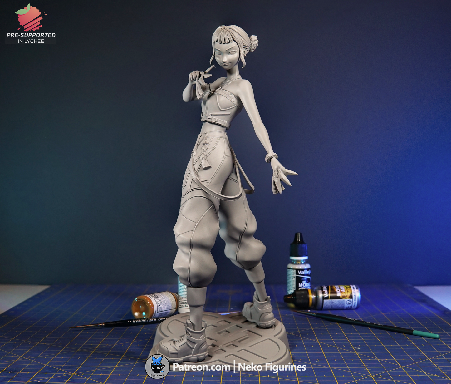 Zoey — K-Pop Demon Hunters — Escultura de resina